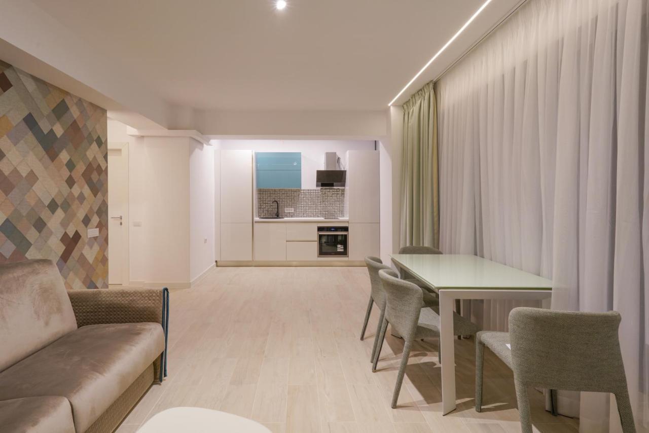 Bel Air Apartments Mamaia Nord Экстерьер фото